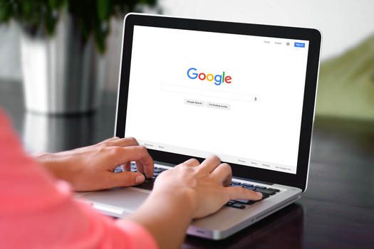 Busca de desculpas para faltar ao trabalho atingem alta no Google