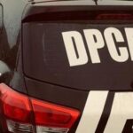 Mulher se torna policial e captura o assassino de seu pai 25 anos após o crime