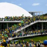 Bolsonaro se pronuncia e diz que decisão tem motivações políticas