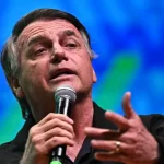 OVNI cruza o céu brasileiro em chamas e dá o que falar na web