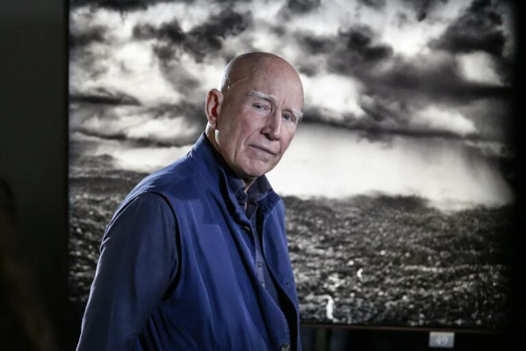 Causa da morte do fotojornalista Sebastião Salgado foi leucemia