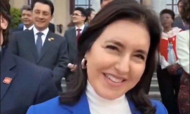 Governo faz vídeo, esbanja “gastança” na China e choca o país (veja o vídeo)