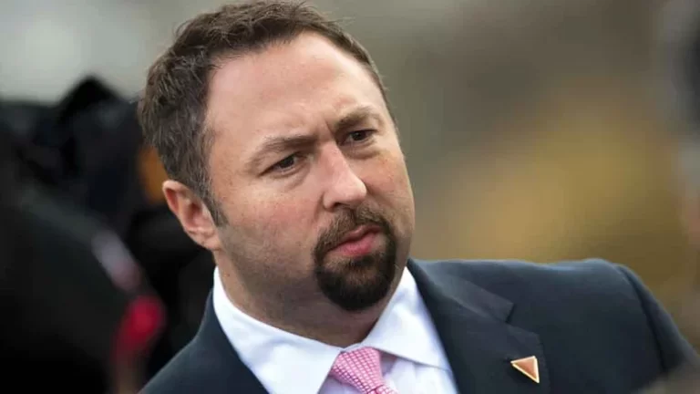 ‘Olá, Alexandre’: aliado de Trump provoca Moraes em post sobre restrição de vistos
