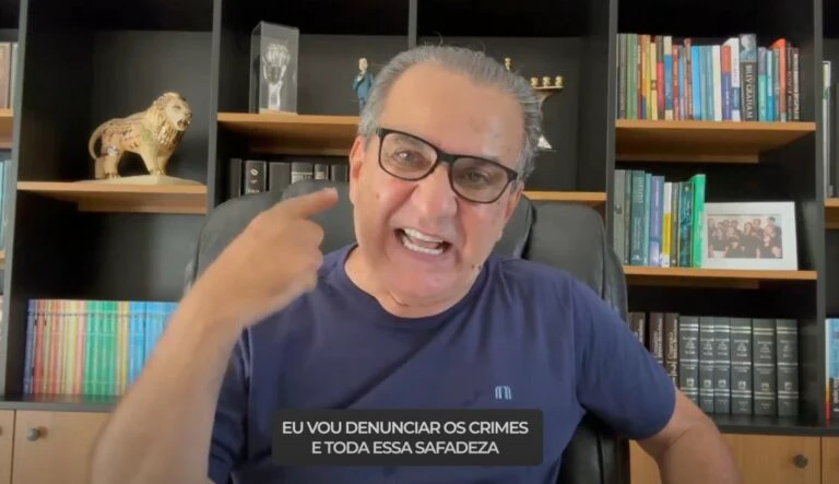 Malafaia alerta: Acorda, Brasil! Querem censurar as redes sociais
