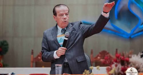 Pastor diz que pregador que torce para time de futebol é “crente de meia tigela”