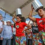 Menino que teve remédio negado pelo STF vai a Brasília